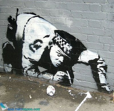 30-Stencil-Graffiti-Artworks-snort-1