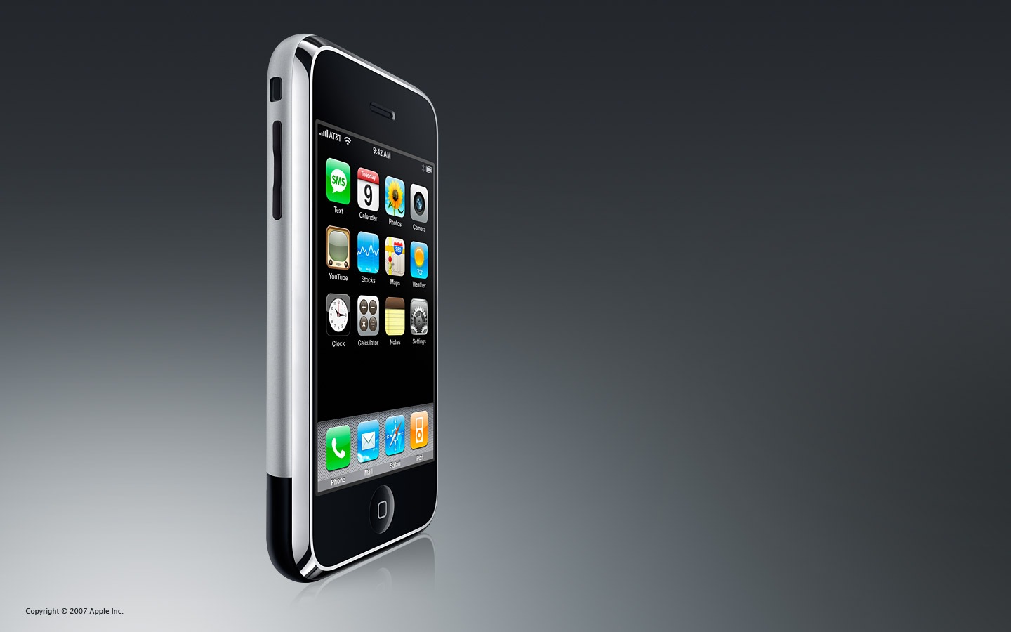 Года выпуска первого iphone. Apple iphone 1. Apple iphone 2007. Iphone 2g 2007. Apple iphone 2008.